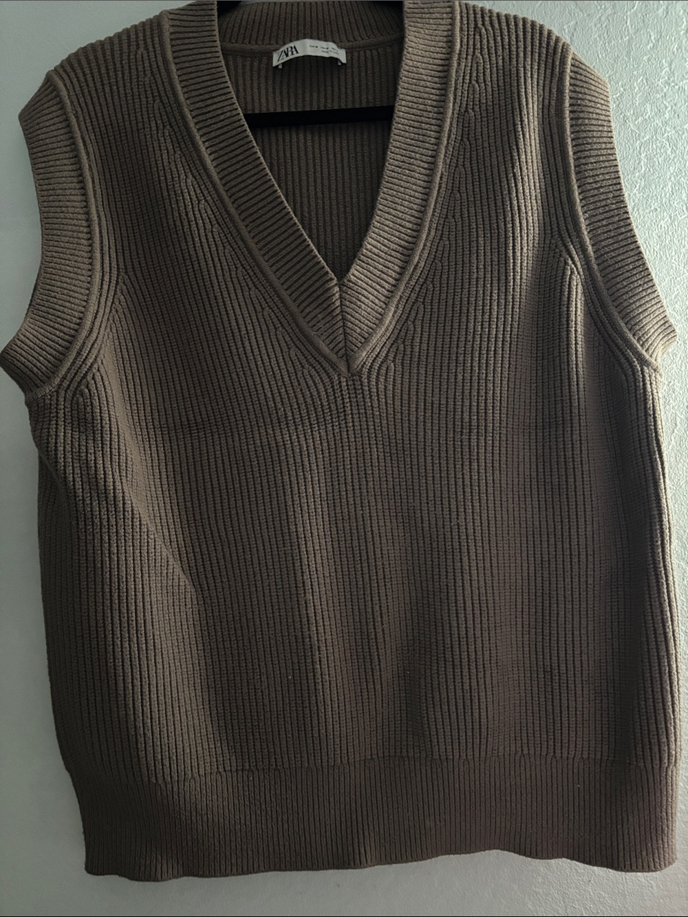 Zara Brown Ribbed V-Neck Knit Sweater Vest
